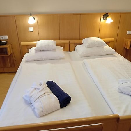 Fonix Wellness Resort Csitár Esterno foto
