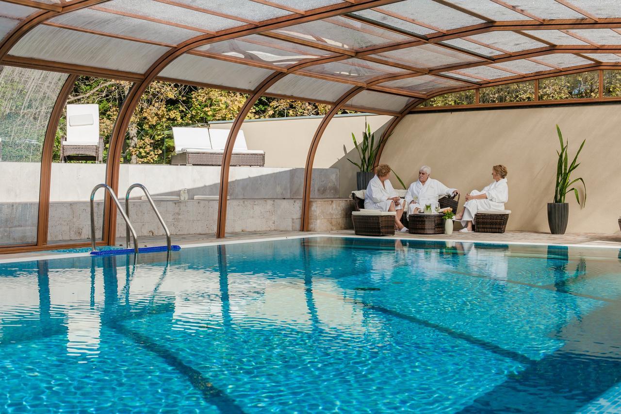 Fonix Wellness Resort Csitár Esterno foto